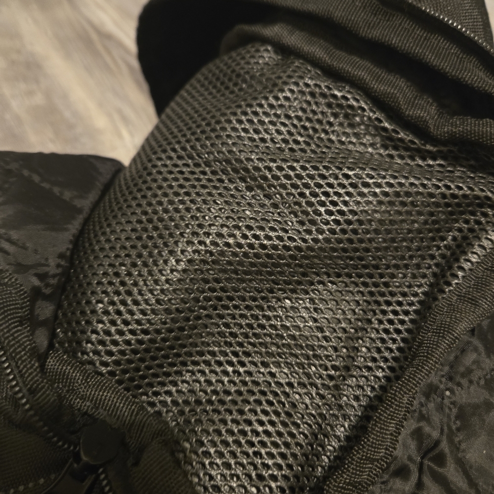 XL Quilted Gray Dog Car Seat Cover - Picture 6 of 7